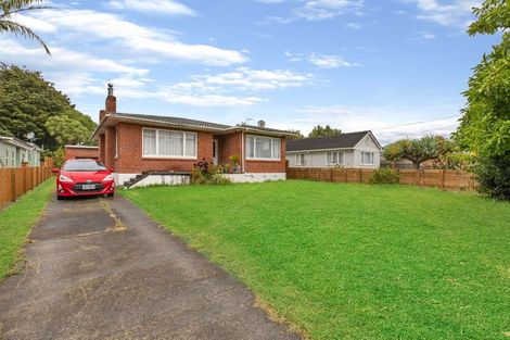 Photo of property in 4 River Road, Te Atatu Peninsula, Auckland, 0610