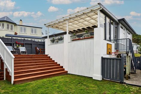 Photo of property in 25 Punjab Street, Khandallah, Wellington, 6035