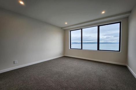 Photo of property in 148u8 Evans Bay Parade, Roseneath, Wellington, 6021