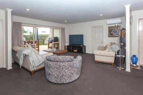 Photo of property in 2 Cobham Lane, Whitianga, 3510