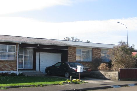 Photo of property in 16 Panako Place, Awapuni, Palmerston North, 4412