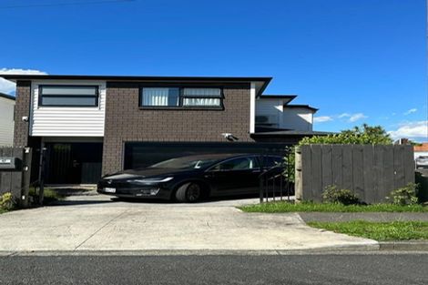 Photo of property in 47 Buckingham Crescent, Papatoetoe, Auckland, 2025