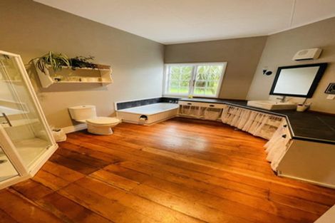 Photo of property in 285 Halcombe Road, Feilding, 4775