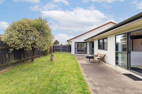 Photo of property in 21 Kanawa Street, Waikanae, 5036