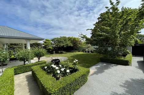 Photo of property in 16 Poynder Avenue, Merivale, Christchurch, 8014