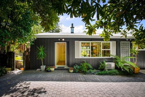 Photo of property in 169 Scenic Drive, Titirangi, Auckland, 0604