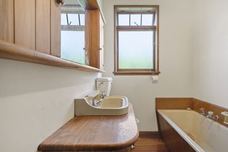 Photo of property in 81 Brougham Street, Mount Victoria, Wellington, 6011