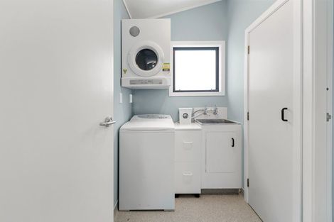 Photo of property in 51u1 View Road, Houghton Bay, Wellington, 6023