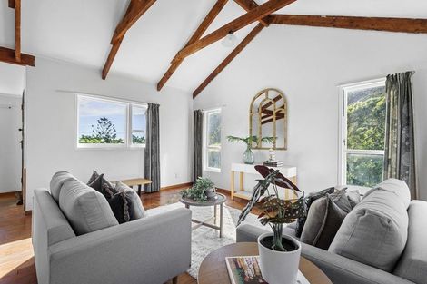 Photo of property in 6 Estuary Street, Makara Beach, Karori, 6972
