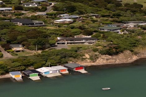 Photo of property in 46 Bayview Crescent, Duvauchelle, 7581