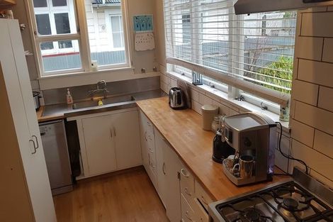 Photo of property in 8 Russell Street, Otane, 4202