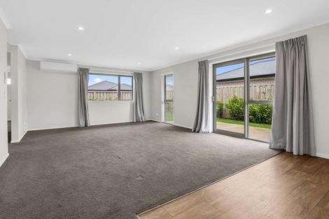 Photo of property in 90 Broadway Parade, Rolleston, 7615