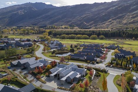 Photo of property in 2 Owen Marshall Lane, Arrowtown, 9371