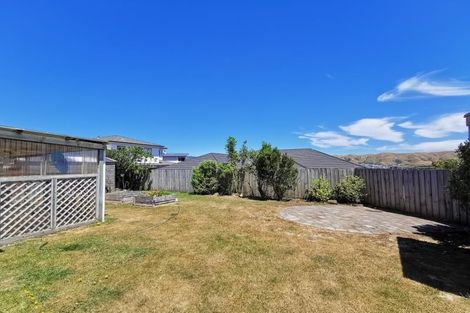 Photo of property in 213 Mark Avenue, Grenada Village, Wellington, 6037