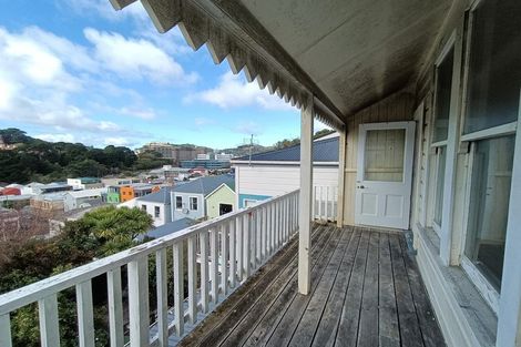 Photo of property in 143 Tasman Street, Mount Cook, Wellington, 6021
