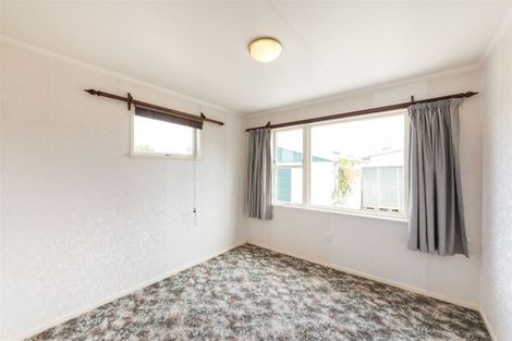 Photo of property in 1 Charwell Place, Highbury, Palmerston North, 4412