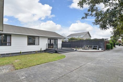 Photo of property in 2/56 Hay Street, Bromley, Christchurch, 8062