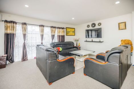 Photo of property in 74 Malaspina Place, Papatoetoe, Auckland, 2025