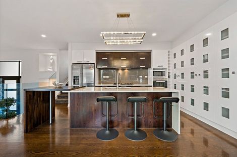 Photo of property in 52 Corricvale Way, Northcross, Auckland, 0630