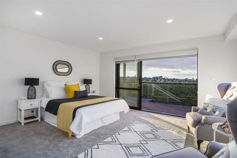 Photo of property in 102b Mellons Bay Road, Mellons Bay, Auckland, 2014