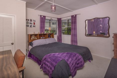 Photo of property in 147 Forest Hill Road, Henderson, Auckland, 0612