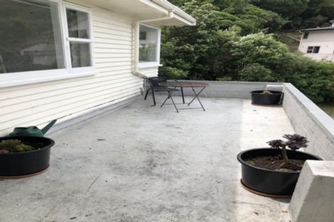 Photo of property in 39 Onslow Road, Khandallah, Wellington, 6035