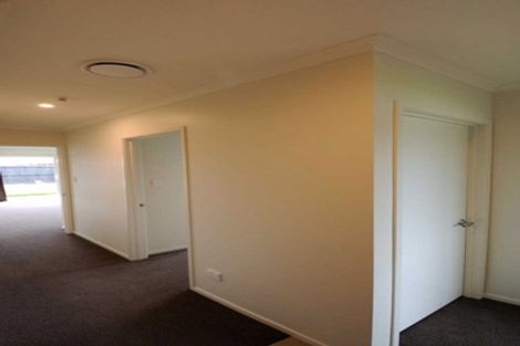 Photo of property in 23 Ragley Way, Rolleston, 7615