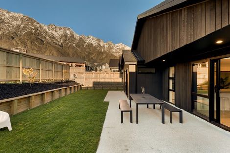 Photo of property in 50 Muster Road, Jacks Point, 9371