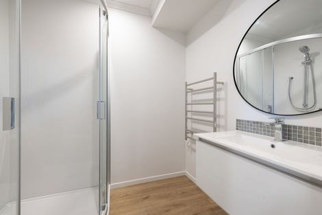 Photo of property in 4/6 Ruakiwi Road, Hamilton Lake, Hamilton, 3204