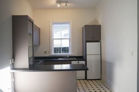 Photo of property in 64 Wright Street, Mount Cook, Wellington, 6021