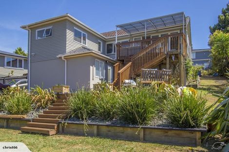 Photo of property in 27a Eastglen Road, Glen Eden, Auckland, 0602