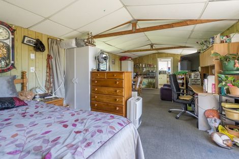 Photo of property in 147 Forest Hill Road, Henderson, Auckland, 0612