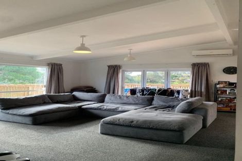 Photo of property in 4 Bright Way, Lower Vogeltown, New Plymouth, 4310