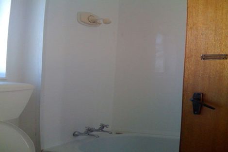 Photo of property in 74f5 Freyberg Street, Lyall Bay, Wellington, 6022