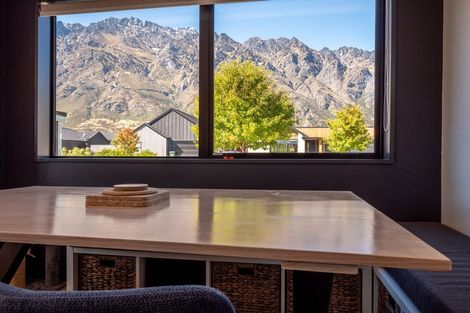 Photo of property in 19 Maize Street, Jacks Point, Queenstown, 9371