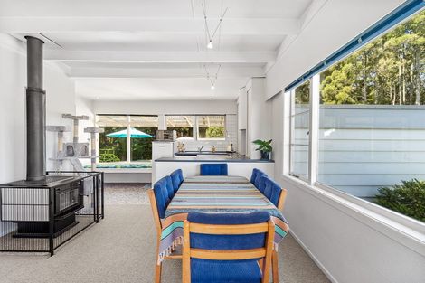 Photo of property in 34 Awanui Crescent, Matakana, 0985