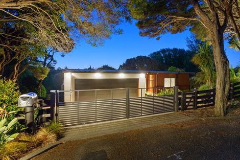 Photo of property in 154 Ngarara Road, Waikanae, 5391