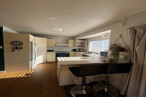 Photo of property in 10 Ambler Avenue, Glen Eden, Auckland, 0602