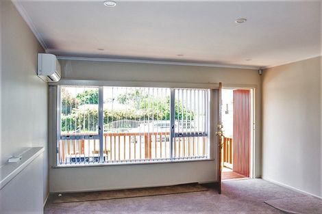 Photo of property in 20 Hallberry Road, Mangere East, Auckland, 2024