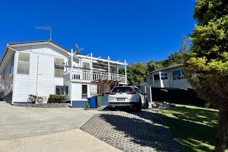 Photo of property in 27 Halberg Street, Glenfield, Auckland, 0629