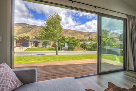 Photo of property in 61 Kelliher Drive, Wanaka, 9305