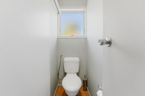 Photo of property in 1 Carlton Terrace, Westown, New Plymouth, 4310