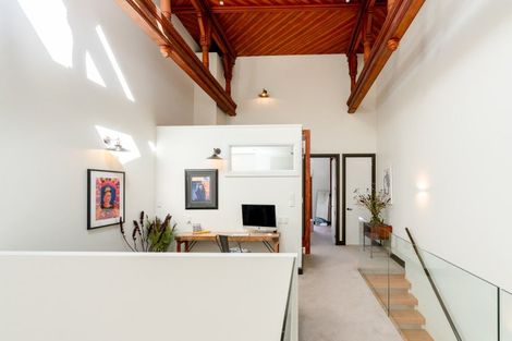 Photo of property in 235u3 Adelaide Road, Newtown, Wellington, 6021