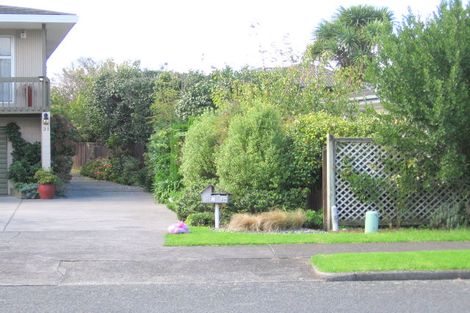 Photo of property in 2/31 Mccrystal Avenue, Bucklands Beach, Auckland, 2012
