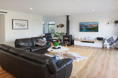Photo of property in 50 Shortt Street, Foxton Beach, Foxton, 4815
