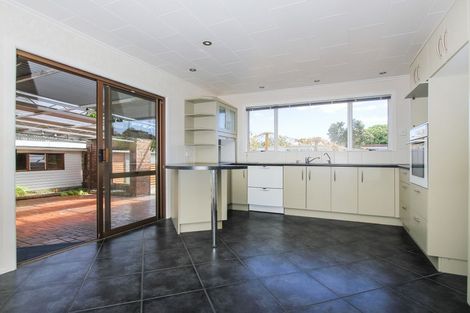 Photo of property in 65 Te Kanawa Crescent, Henderson, Auckland, 0610