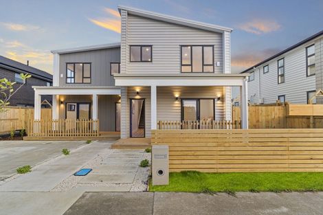 Photo of property in 80b Kahui Parade, Karaka, 2113