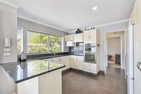Photo of property in 90 Santa Monica Drive, Papamoa Beach, Papamoa, 3118