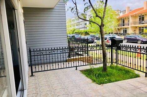 Photo of property in 5/44 Carlos Drive, Flat Bush, Auckland, 2016