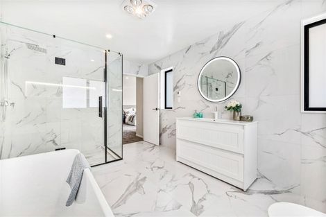 Photo of property in 13 Downpatrick Drive, Flat Bush, Auckland, 2019